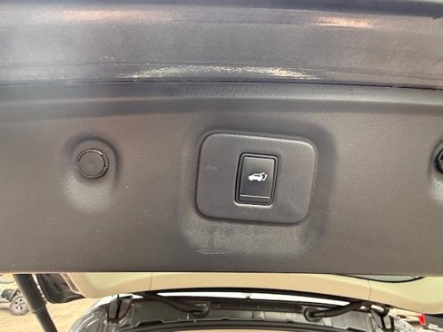 Used 2014 INFINITI QX60 AWD w/ Premium Plus Package image 16