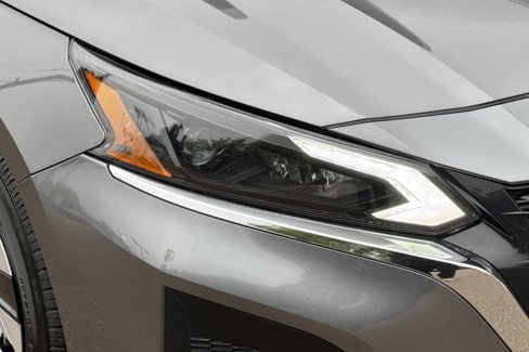 Used 2024 Nissan Altima 2.5 S image 11