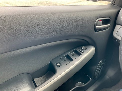Used 2013 MAZDA MAZDA2 Touring image 35