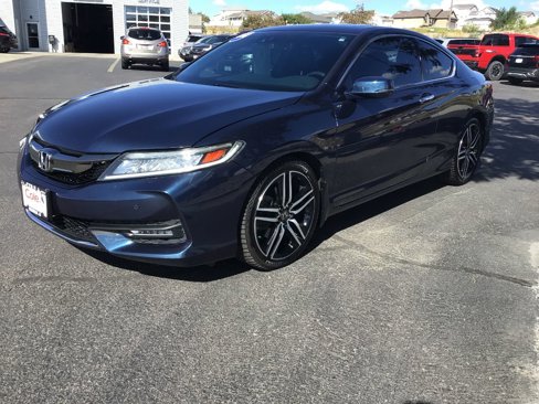 Used 2016 Honda Accord Touring image 2