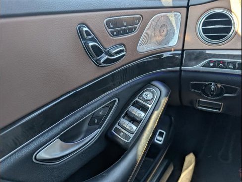 Used 2014 Mercedes-Benz S 550 Sedan image 18