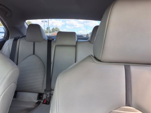 Used 2022 Toyota Camry SE image 18