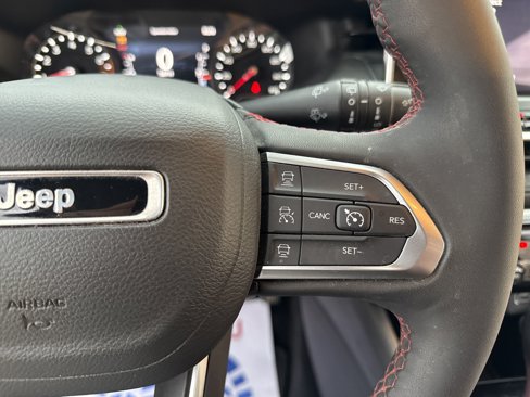 Used 2023 Jeep Compass Trailhawk w/ Trailhawk Convenience Group image 19