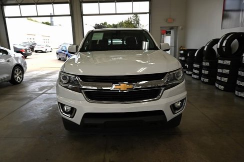 Used 2020 Chevrolet Colorado LT w/ Luxury Package image 2