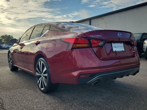 Certified 2021 Nissan Altima 2.5 SR w/ SR Premium Package image 6