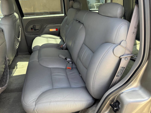 Used 1999 Chevrolet Tahoe 2WD w/ Comfort & Security Pkg image 13