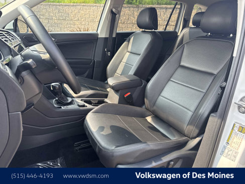 Used 2021 Volkswagen Tiguan SE image 11