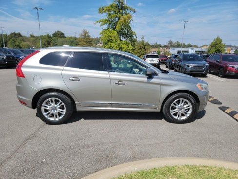Used 2015 Volvo XC60 T5 image 4