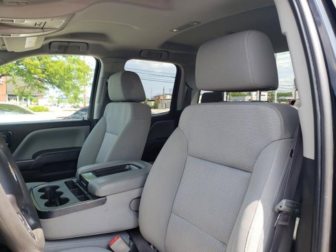 Used 2017 Chevrolet Silverado 1500 Custom w/ Custom Convenience Package image 39