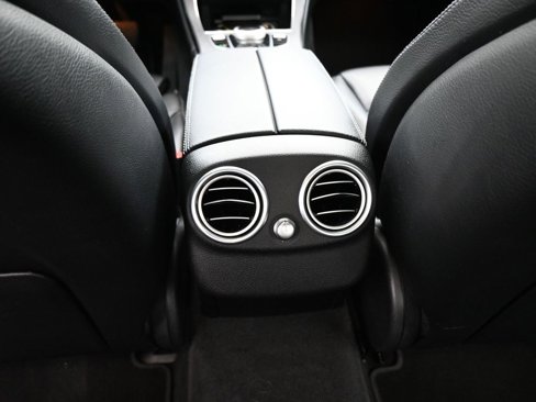 Used 2019 Mercedes-Benz C 300 4MATIC Sedan image 21