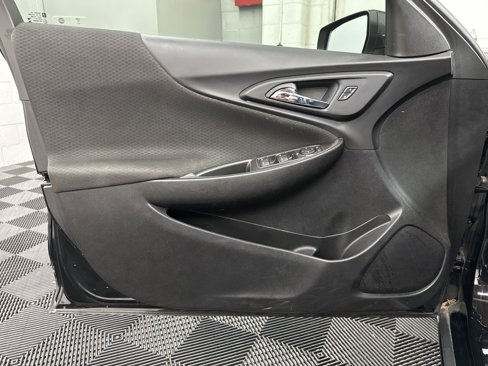 Used 2023 Chevrolet Malibu LS image 19