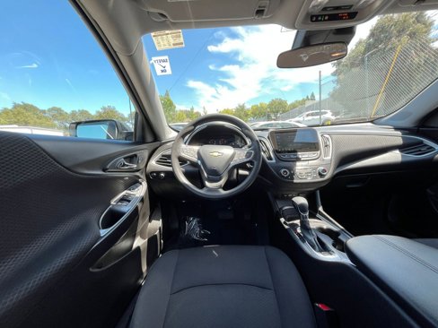 Used 2024 Chevrolet Malibu LT image 34
