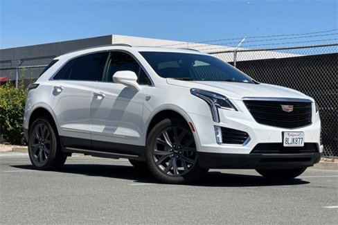 Used 2019 Cadillac XT5 Luxury w/ Sport Package image 2