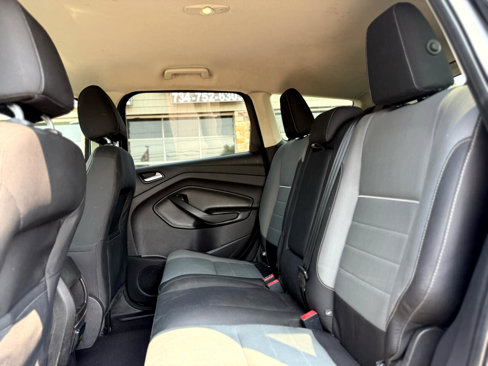 Used 2015 Ford Escape SE w/ Cargo Utility Package image 14