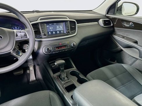 Used 2019 Kia Sorento LX image 24