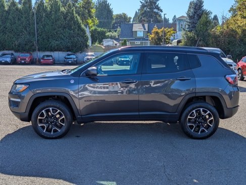 Used 2020 Jeep Compass Trailhawk image 2