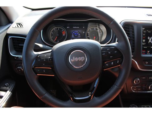 Used 2023 Jeep Cherokee Altitude Lux image 13