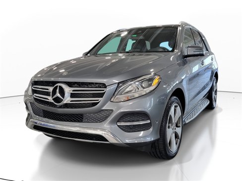 Used 2019 Mercedes-Benz GLE 400 4MATIC image 2