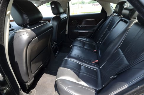 Used 2016 Jaguar XJ R-Sport image 17