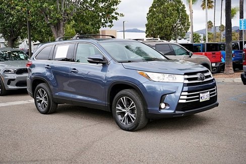 Used 2019 Toyota Highlander LE image 6