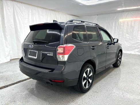 Used 2017 Subaru Forester 2.5i Premium w/ All-Weather Package image 3
