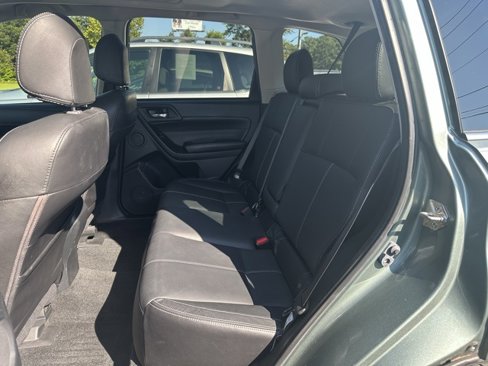 Used 2017 Subaru Forester 2.5i Touring image 10