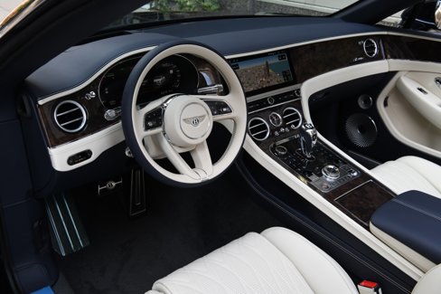 New 2026 Bentley Continental GTC image 12