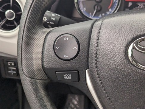Used 2019 Toyota Corolla L image 26