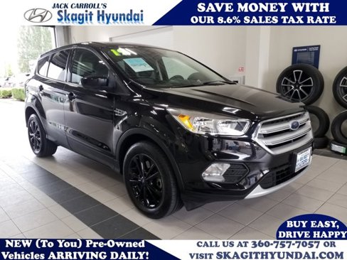 Used 2019 Ford Escape SE image 1