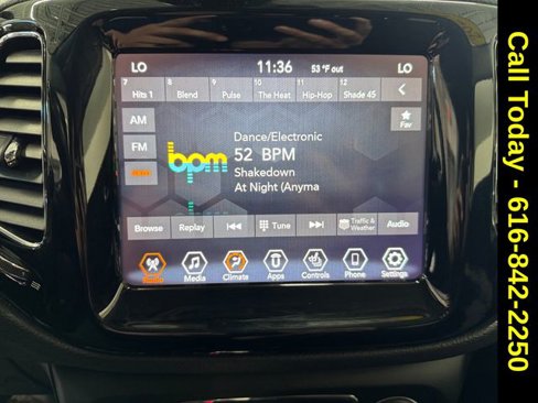 Used 2021 Jeep Compass Limited image 11