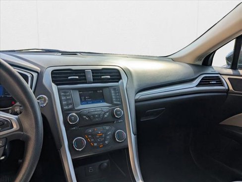 Used 2018 Ford Fusion S image 13
