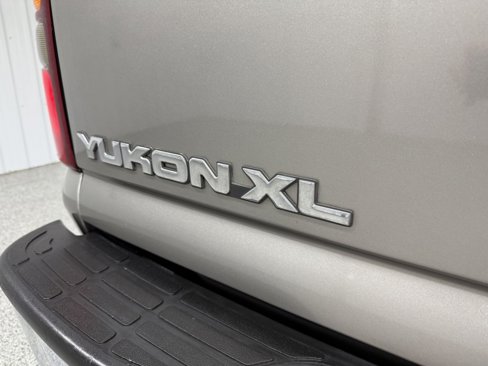 Used 2001 GMC Yukon XL 2500 SLT image 7