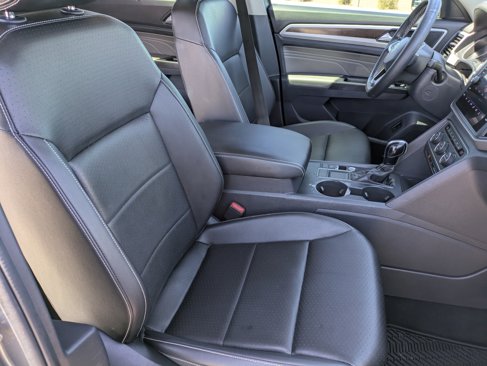 Used 2021 Volkswagen Atlas SE image 11