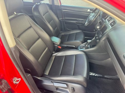 Used 2012 Volkswagen Jetta TDI image 16