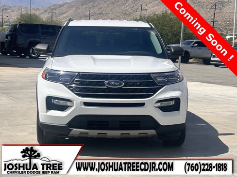 Used 2021 Ford Explorer XLT w/ Equipment Group 202A image 2