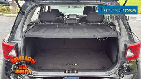 Used 2022 Hyundai Venue SEL w/ Cargo Package image 11