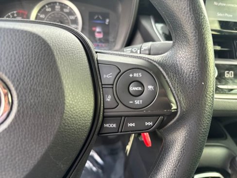 Used 2022 Toyota Corolla LE image 21
