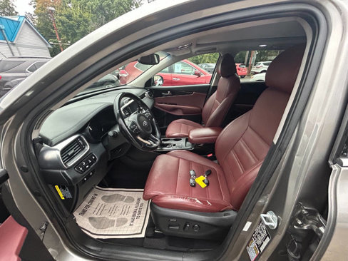 Used 2018 Kia Sorento SX image 6