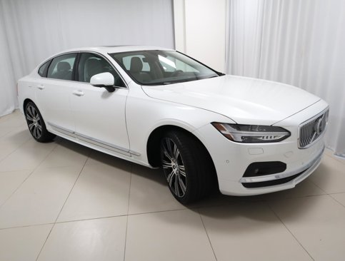 Used 2025 Volvo S90 B6 Plus w/ Protection Package Premier image 3