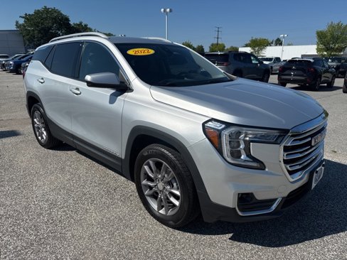 Used 2022 GMC Terrain SLT image 8