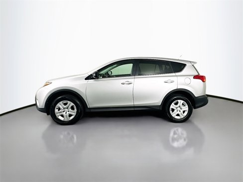 Used 2015 Toyota RAV4 LE image 6