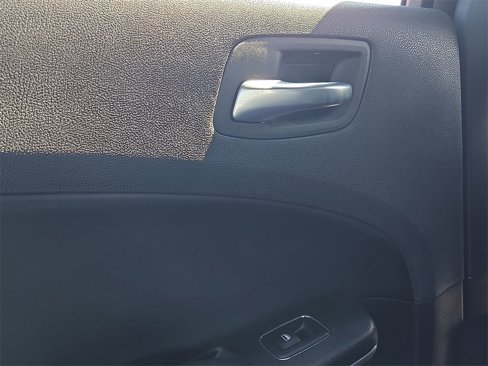 Used 2022 Dodge Charger SXT w/ Leather Interior Group image 16
