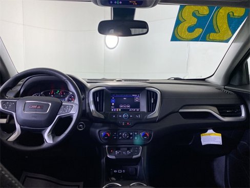 Certified 2023 GMC Terrain SLE w/ Driver Convenience Package image 10