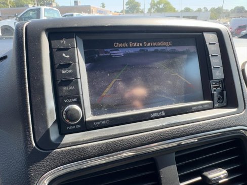 Used 2019 Dodge Grand Caravan SXT image 21