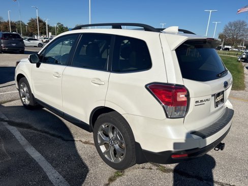 Used 2017 Subaru Forester 2.5i Touring image 3