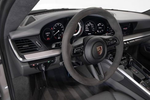 Used 2022 Porsche 911 Carrera image 22