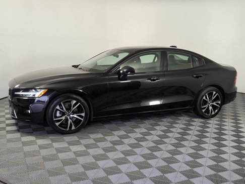 Used 2024 Volvo S60 B5 Core image 1