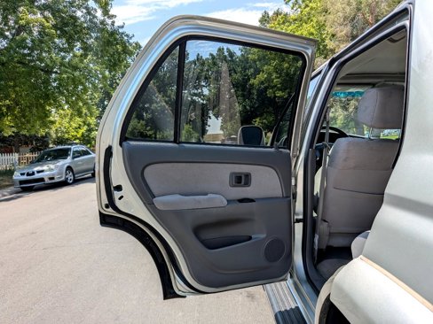 Used 2001 Toyota 4Runner SR5 image 15