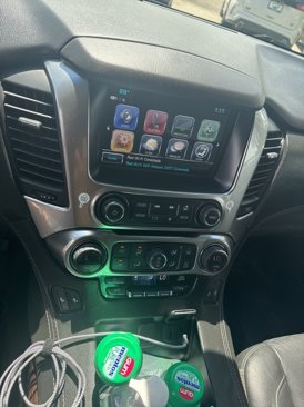 Used 2018 Chevrolet Suburban LT image 5