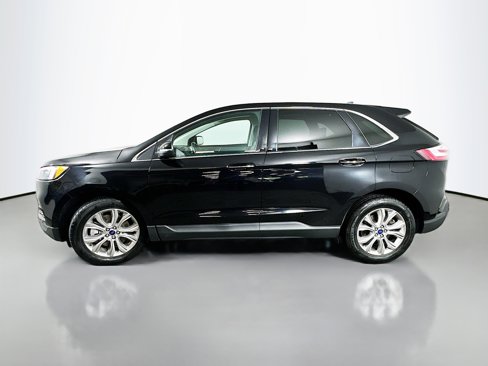 Used 2022 Ford Edge Titanium image 4